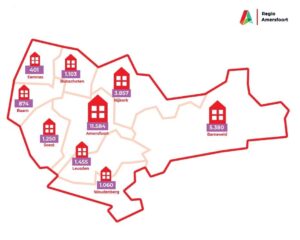Kaartje van regio Amersfoort met rood kader. Daarbinnen per gemeente een rood huisje met daaronder in een paars kader het aantal woningen dat elke gemeente wil bouwen.